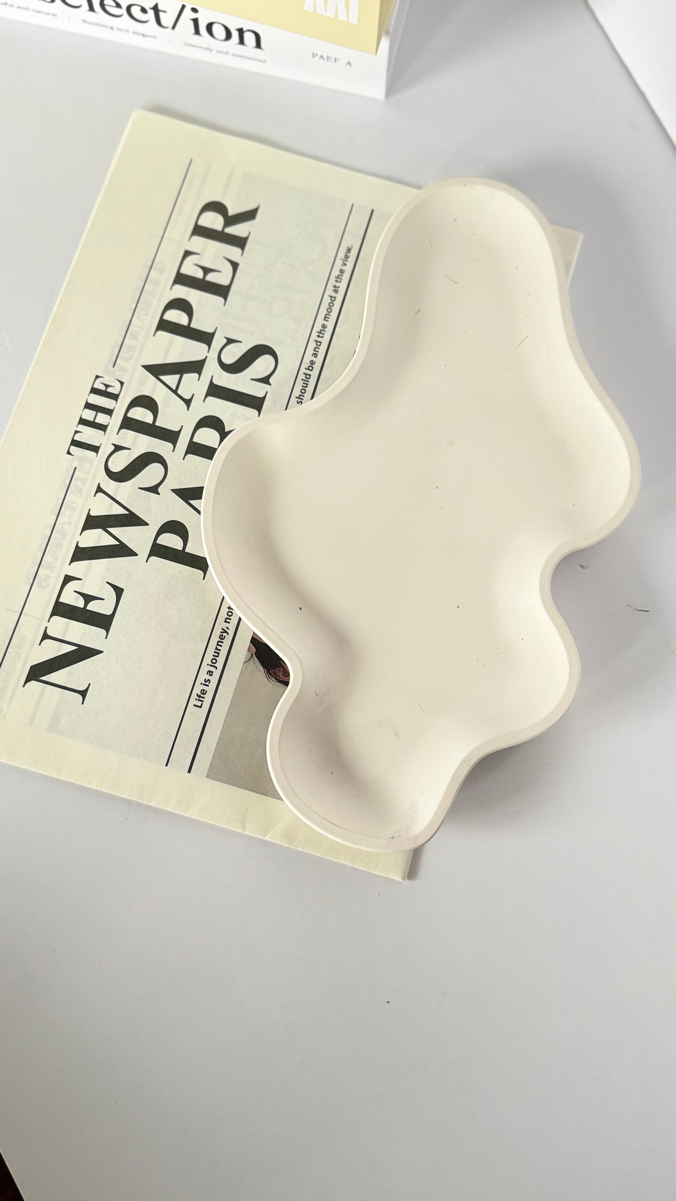 The Drift irregular Tray